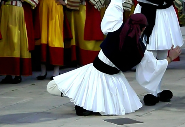 ΠΑΡΑΔΟΣΙΑΚΗ ΒΡΑΔΙΑ
