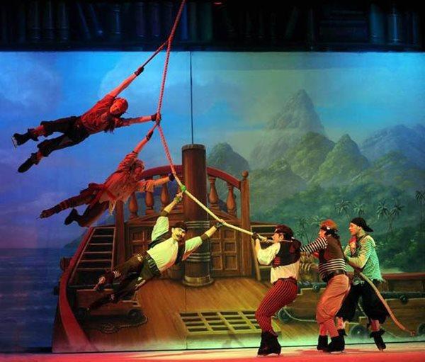 PETER PAN ON ICE
