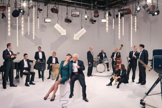 PINK MARTINI
