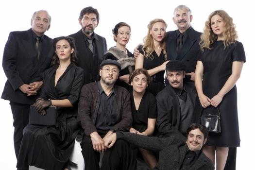 ΕΠΙΔΟΤΟΥΜΕΝΗ ΘΕΑΤΡΙΚΗ ΠΑΡΑΣΤΑΣΗ